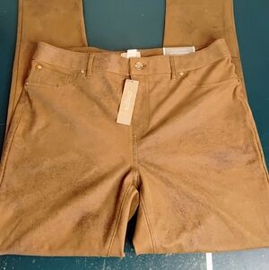 NWT Chico's Size 1 Regular Knit Suede Jeggings
